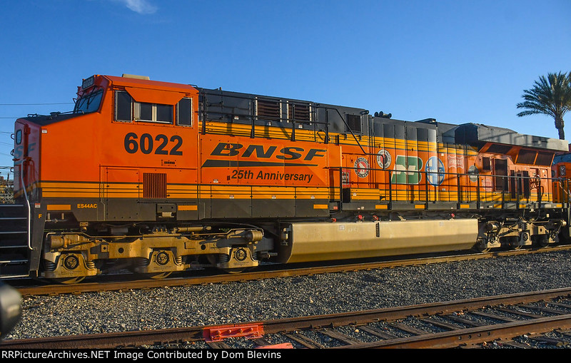 BNSF 6022